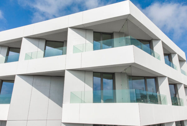 Serramenti in acciaio a taglio termico Forster: design, sicurezza e alte prestazioni